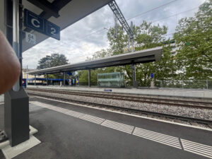2026-04-28_07-33-00